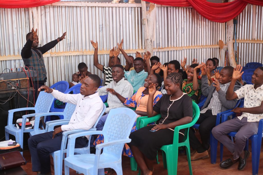 Idara ya Vijana Ikingozwa na Mtumishi Alex 3(1)